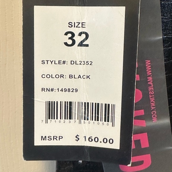 MAJESTIK Bold Faux Leather Black Croc-Embossed Stacked Pants Size 32 NWT - Picture 9 of 16